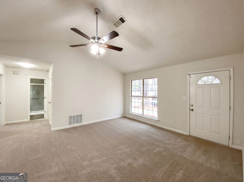 Photo of 515 Oakview Drive, Stockbridge, GA 30281 (MLS # 10682093)