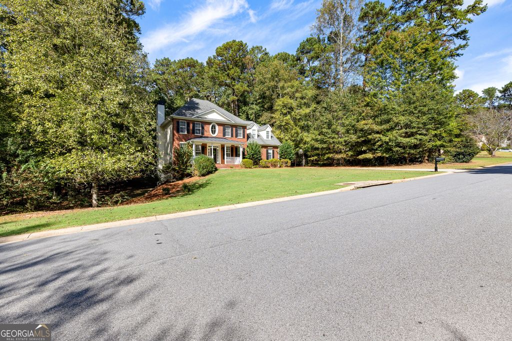 Photo of 180 Browns Crossing Drive, Fayetteville, GA 30215 (MLS # 10669740)