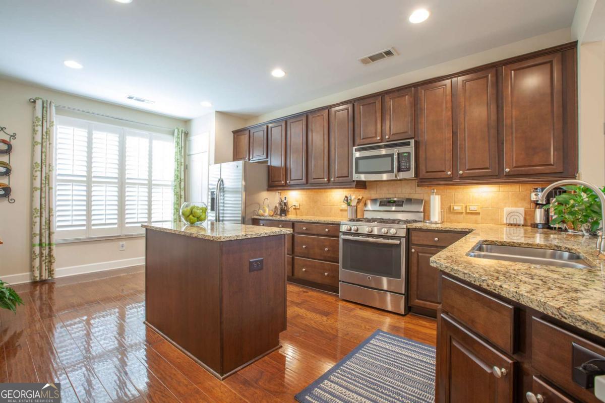 3542 Black Cherry PT SW