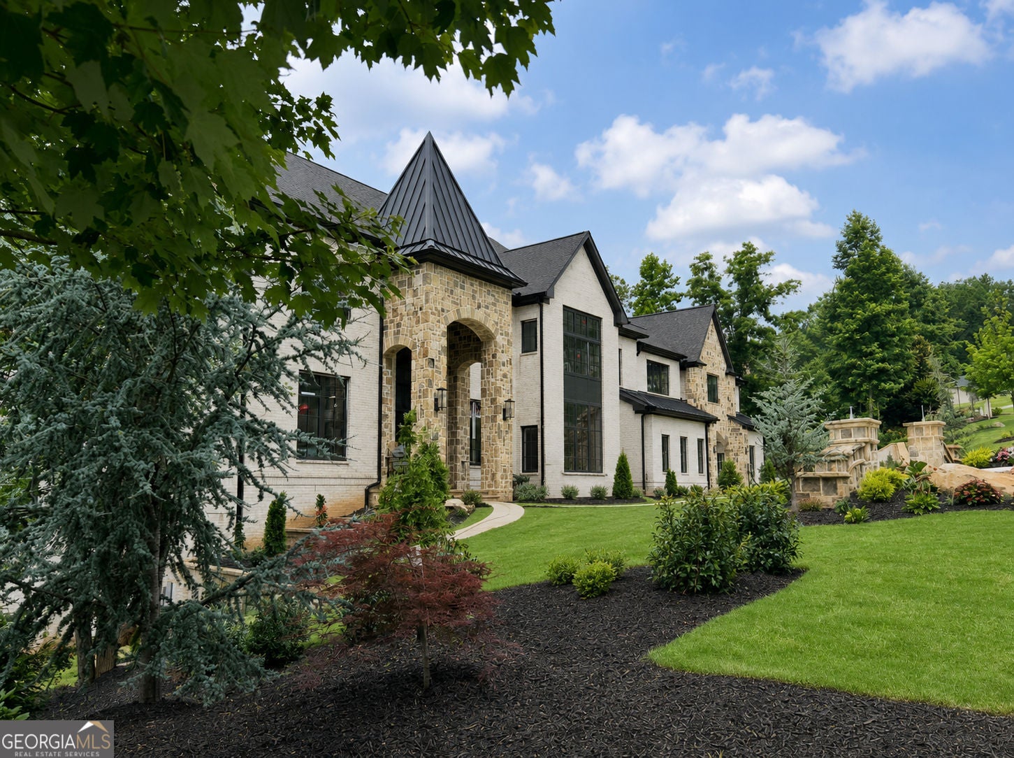 269 Traditions DR