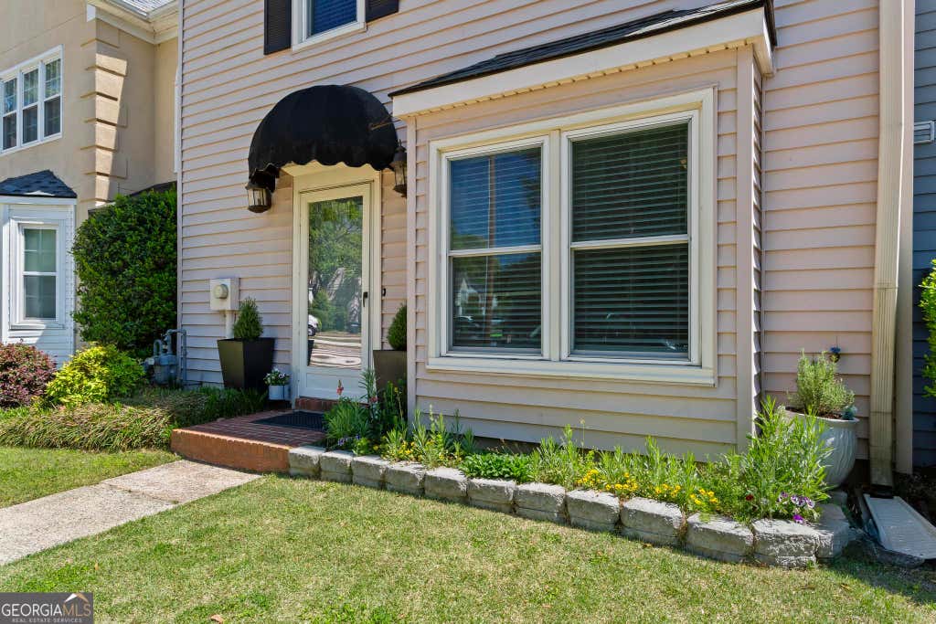 Photo of 573 Salem Woods Drive SE, Marietta, GA 30067 (MLS # 10821936)
