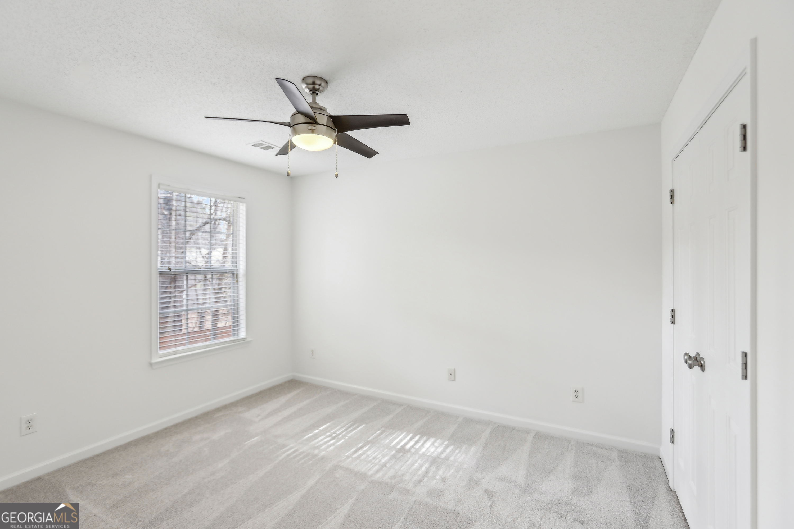 Windward Pointe - Residential