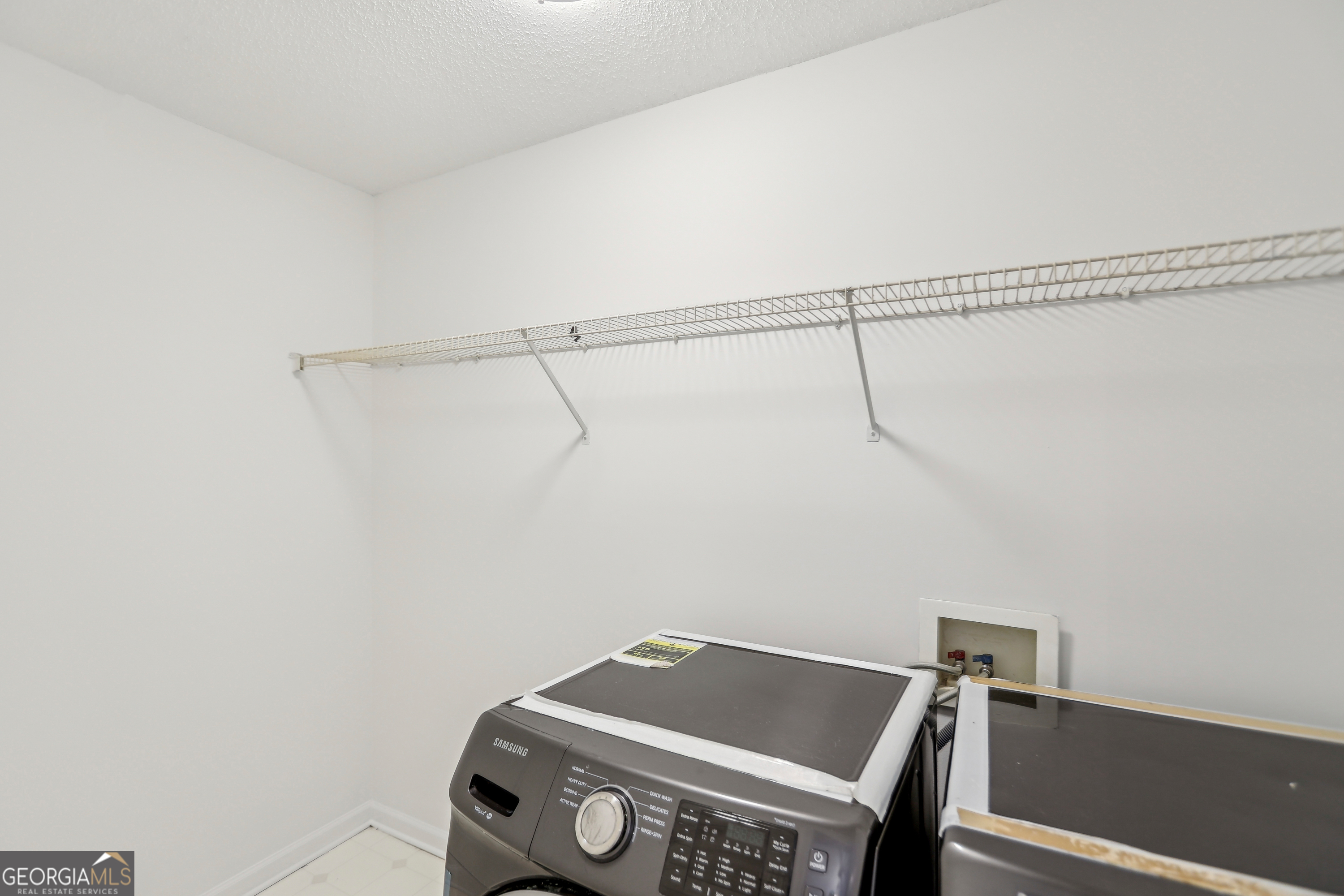 Windward Pointe - Residential