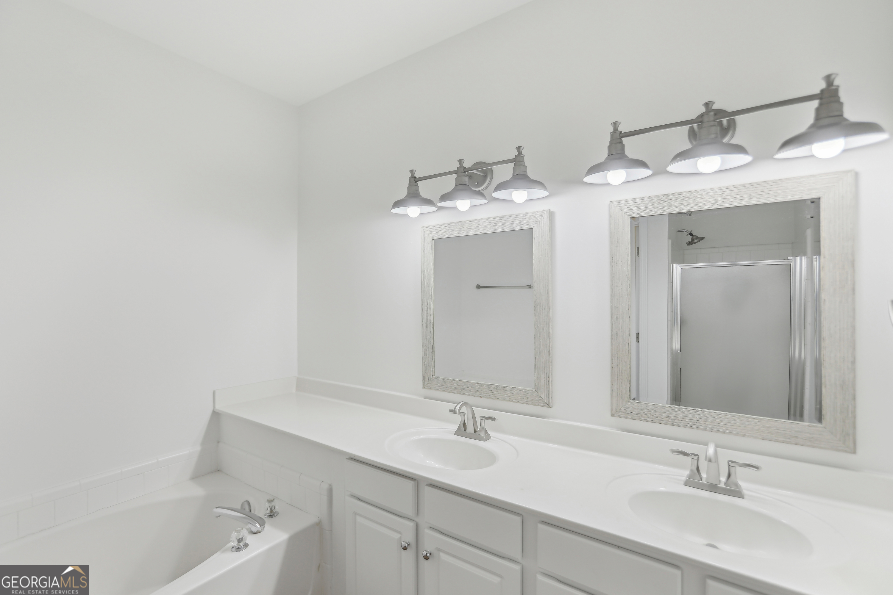 Windward Pointe - Residential