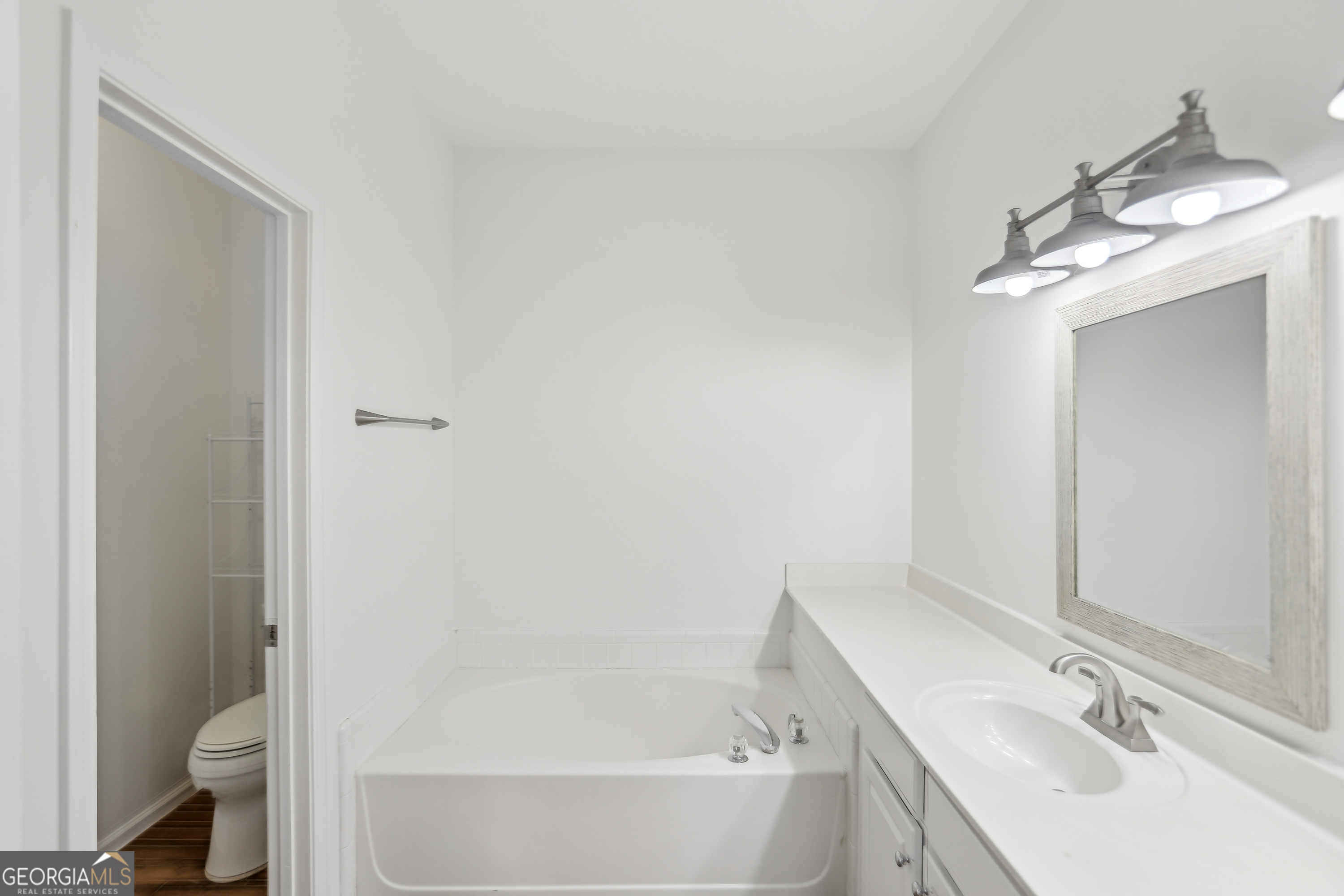 Windward Pointe - Residential