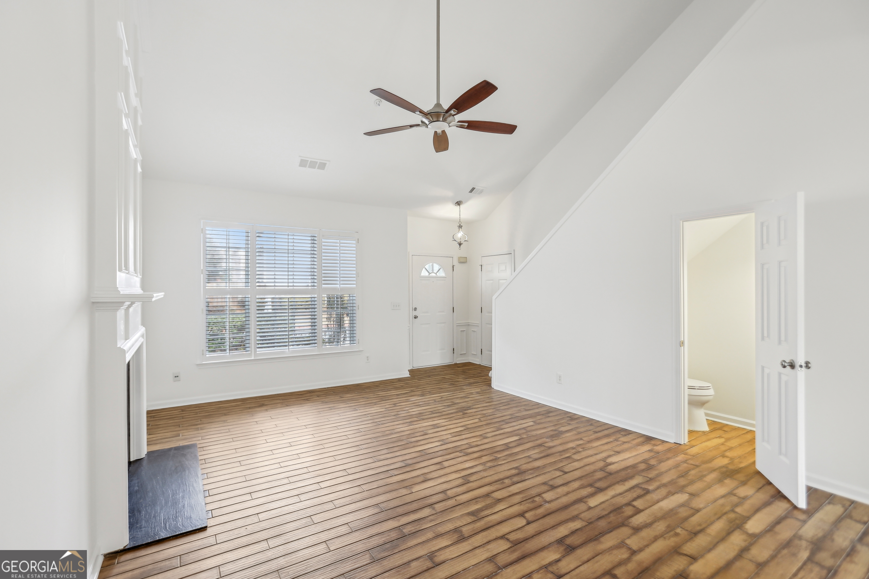 Windward Pointe - Residential