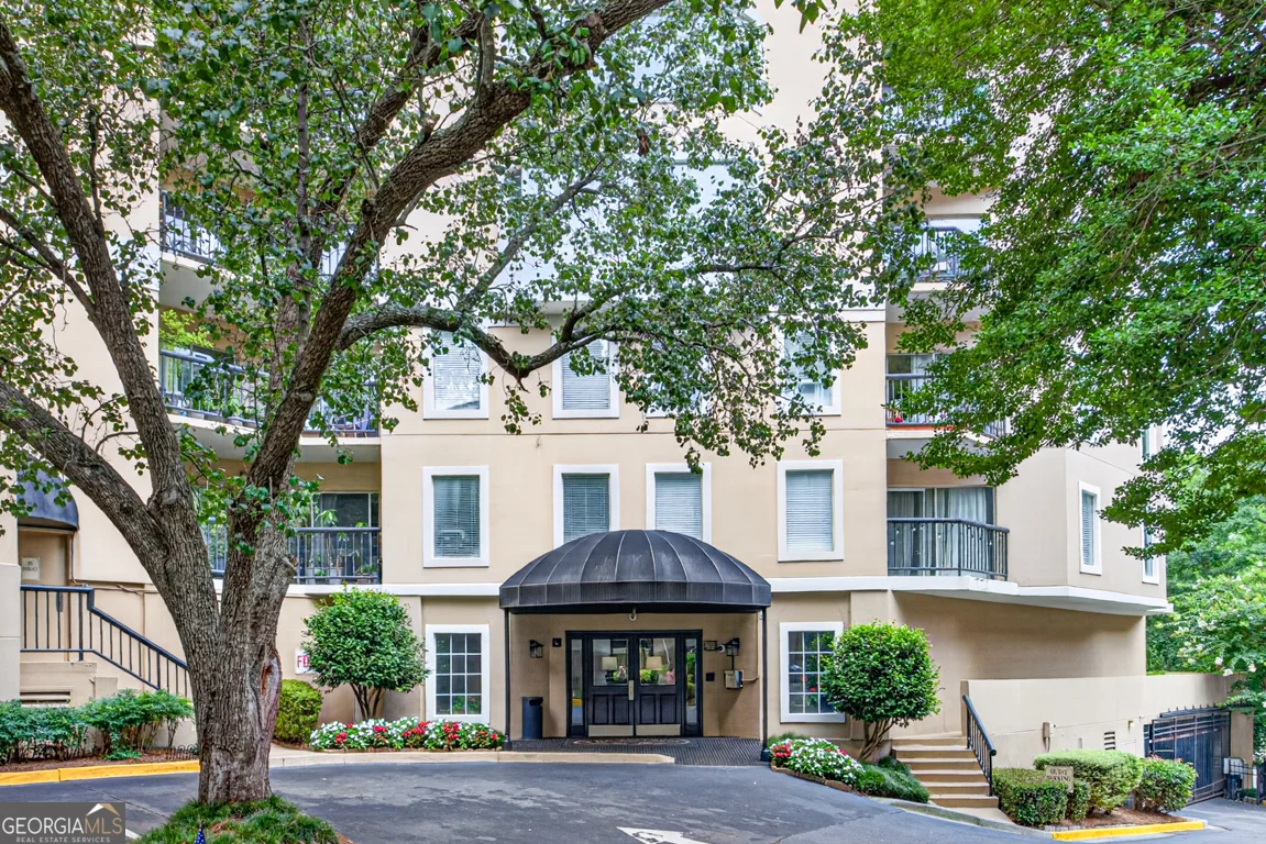 1 Biscayne Drive NW Unit 703