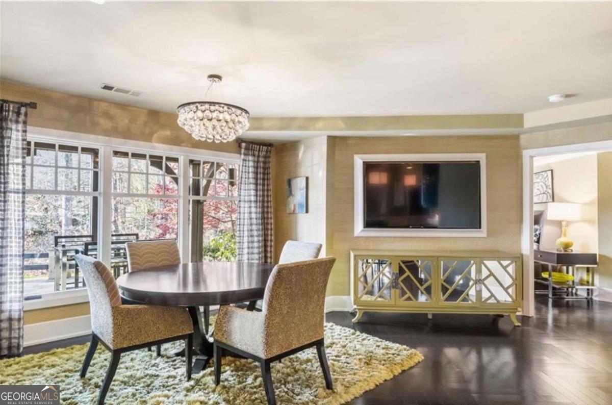 WINDWARD - Residential