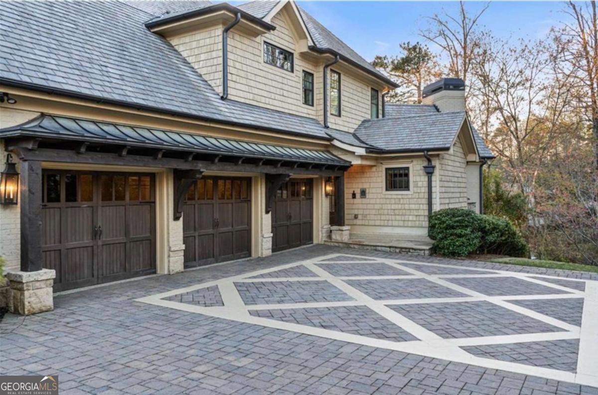 WINDWARD - Residential