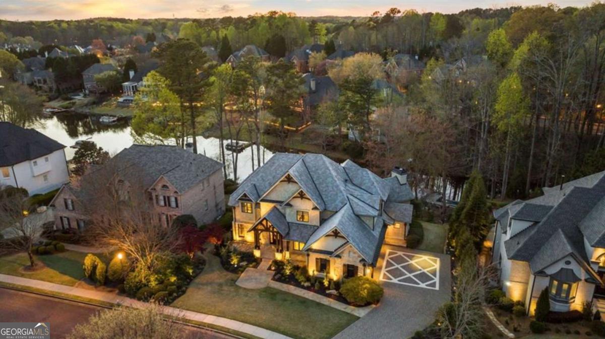 WINDWARD - Residential