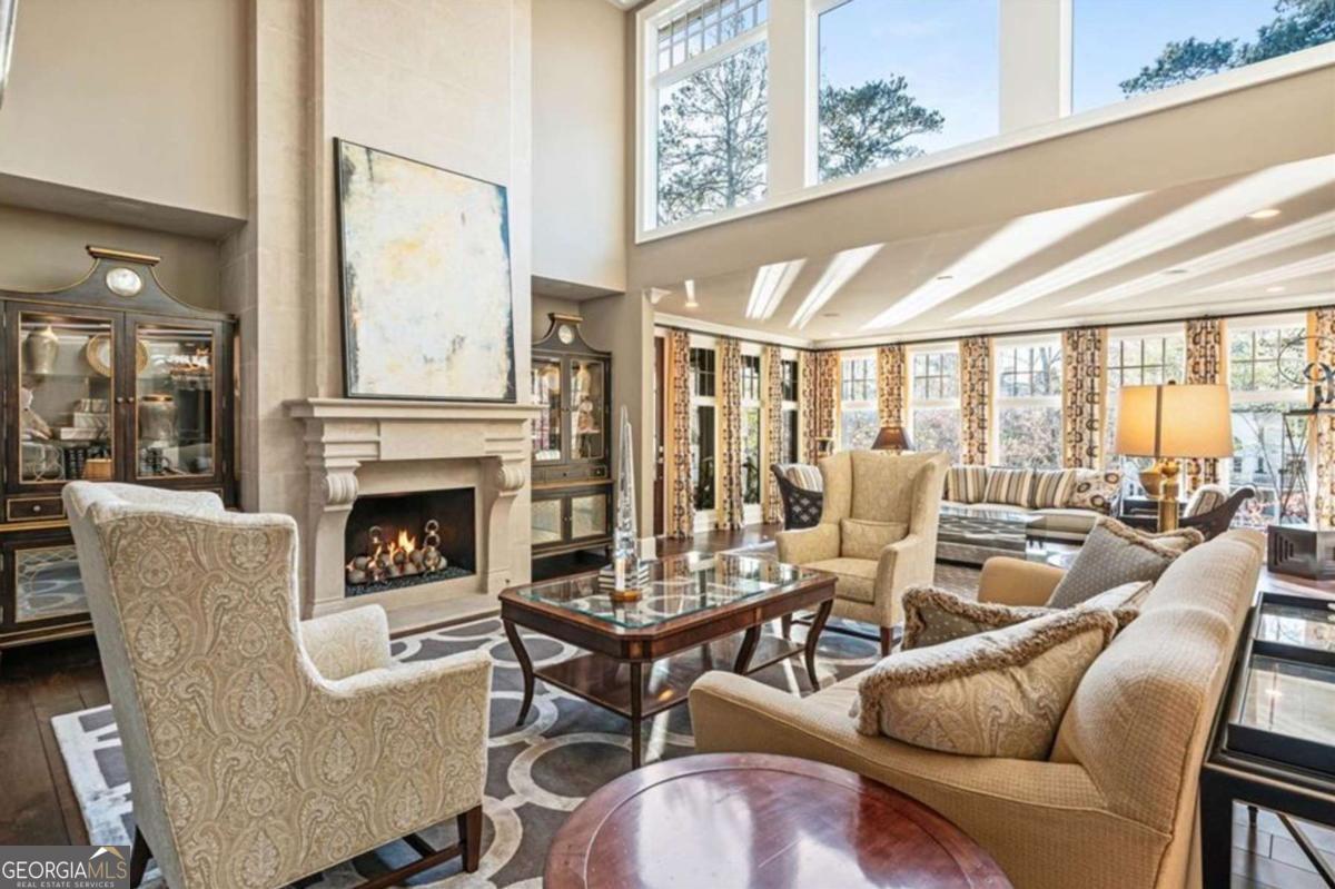 WINDWARD - Residential