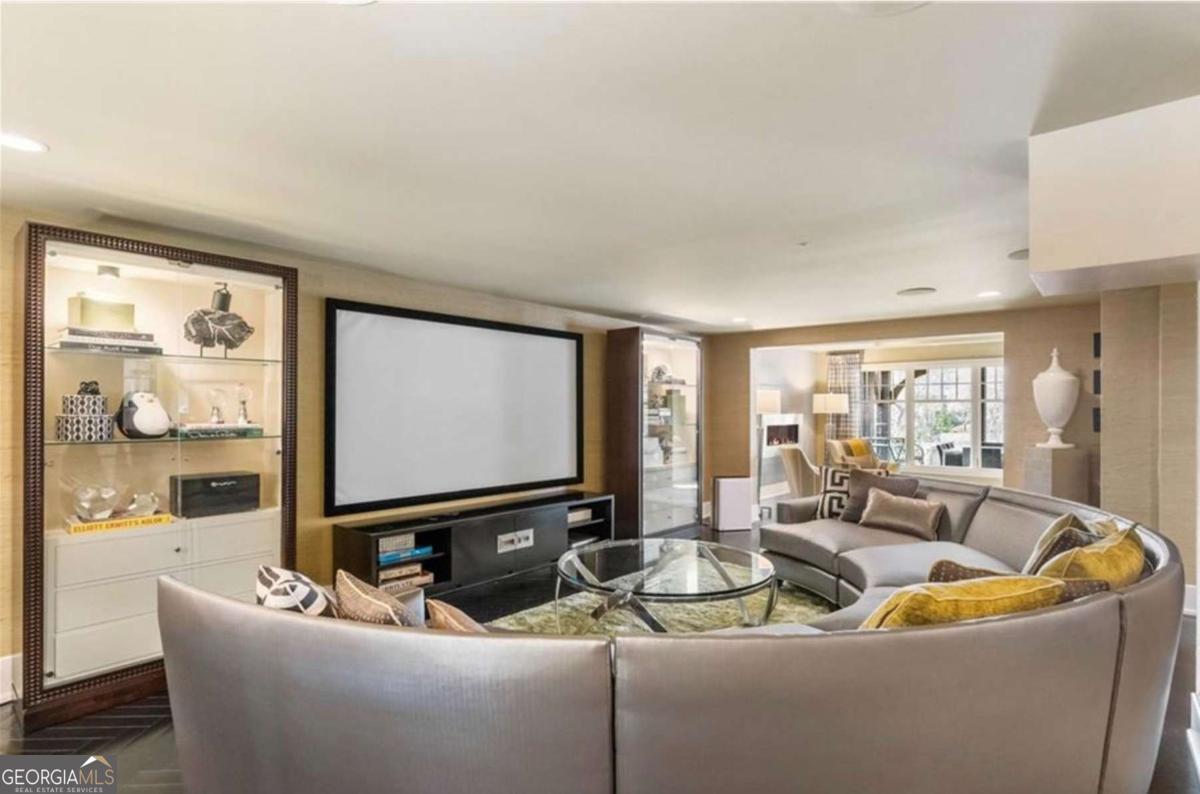 WINDWARD - Residential