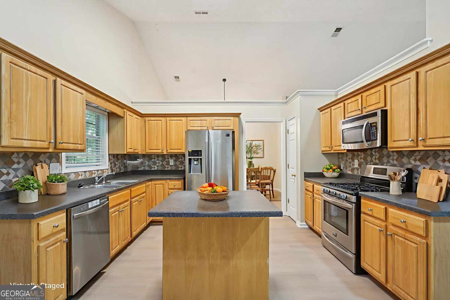 1905 Cedar Walk LN