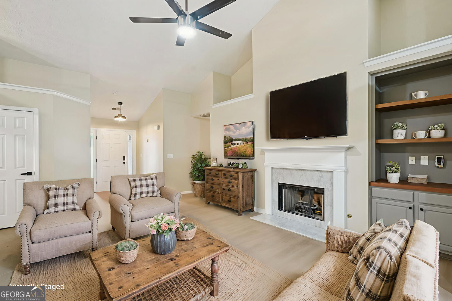 1905 Cedar Walk LN