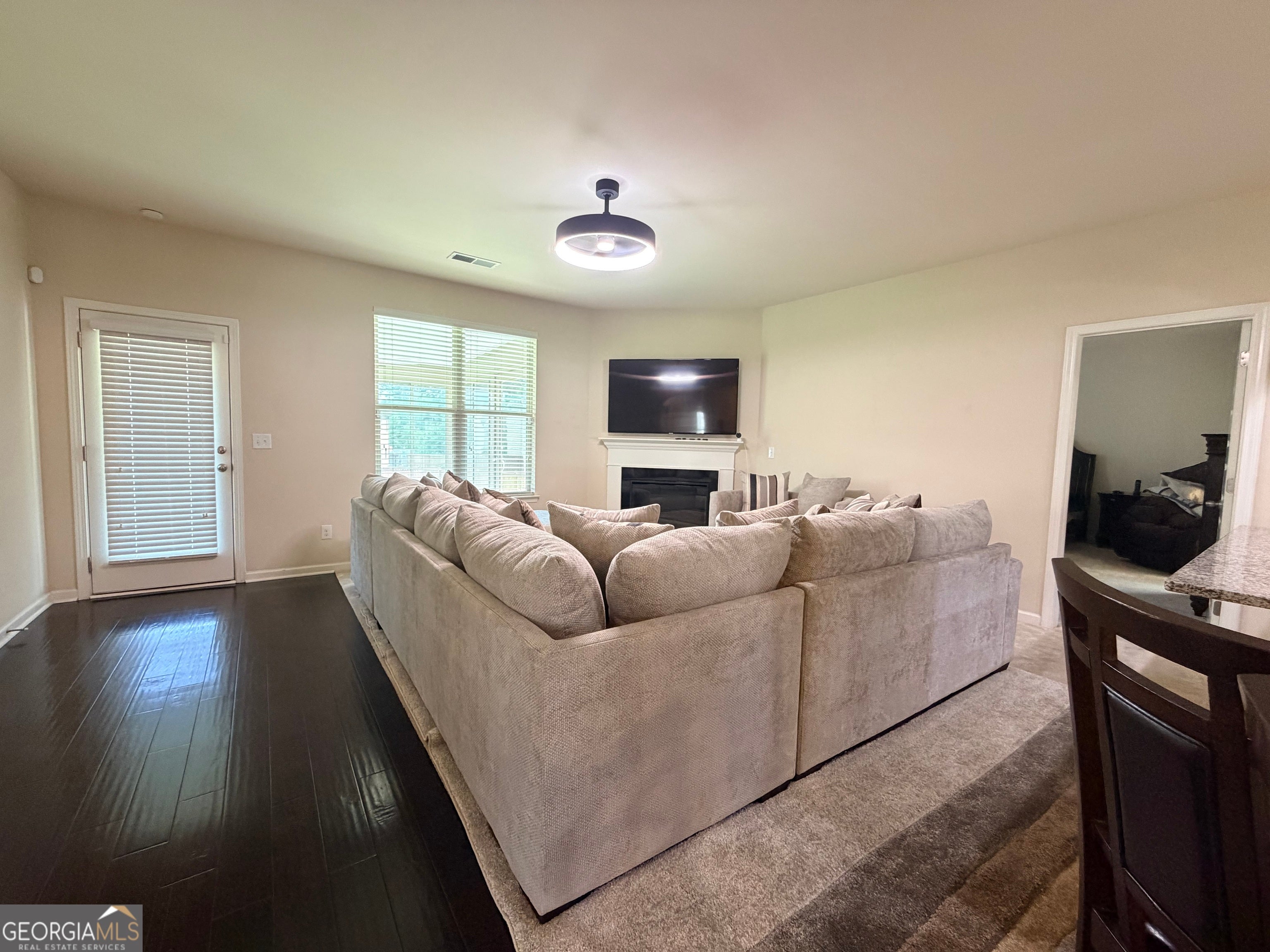 549 Harmony WAY
