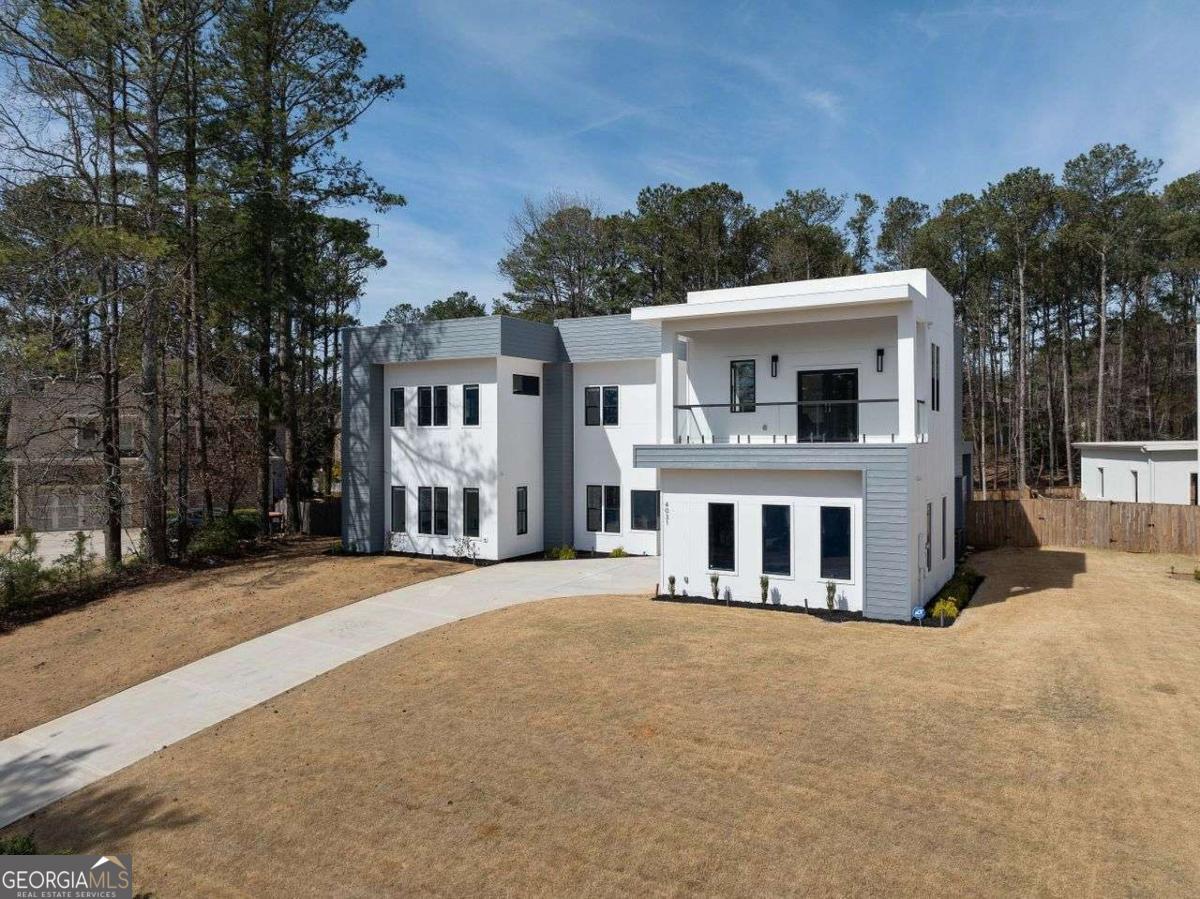 4031 OAK FOREST CIR