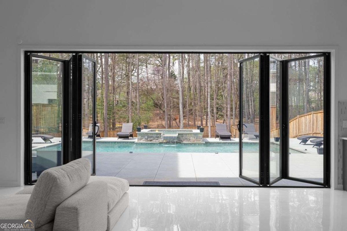 Oakhill Manor - Residential