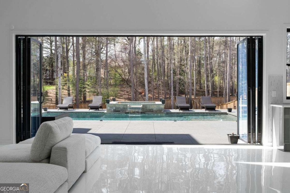 Oakhill Manor - Residential