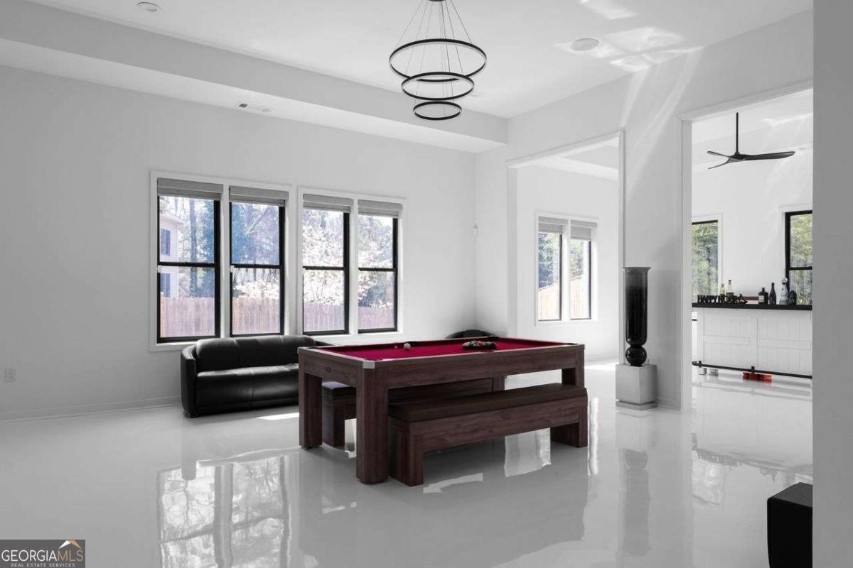 Oakhill Manor - Residential