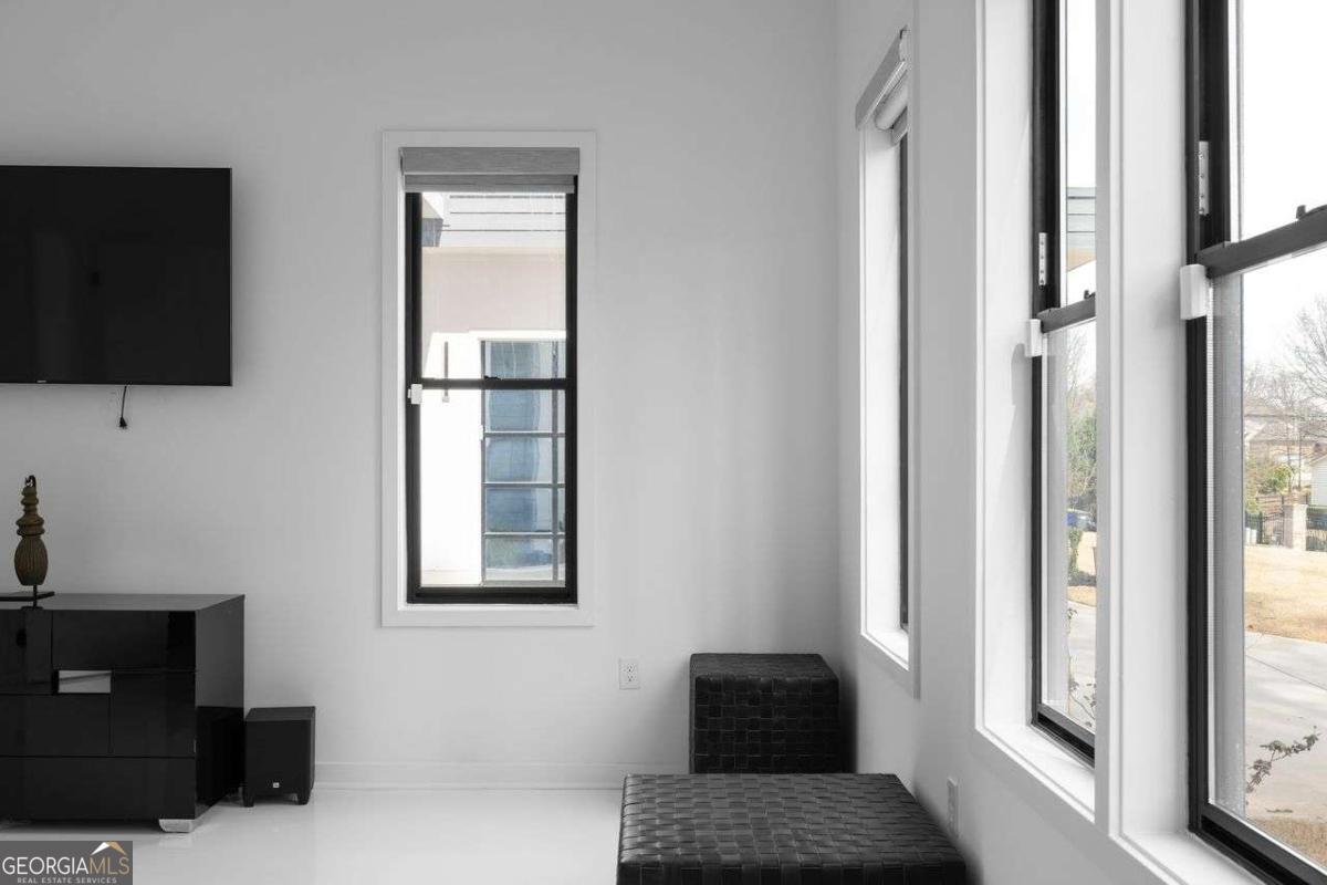 Oakhill Manor - Residential