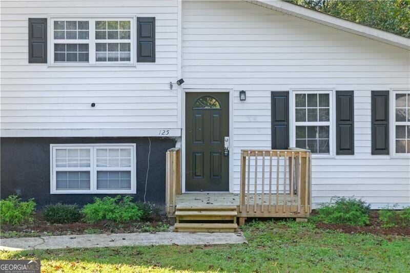 125 Meadowcliff CIR