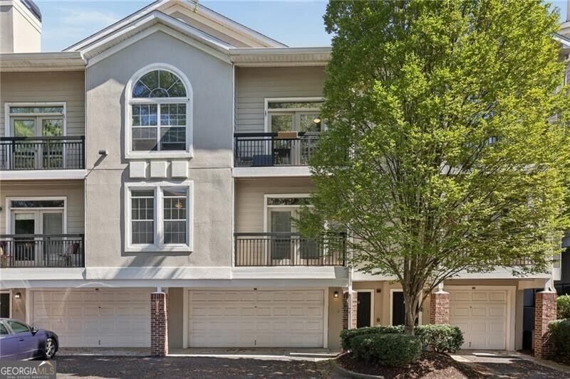 Photo of 4254 River Green Drive NW #611, Atlanta, GA 30327 (MLS # 10873608)