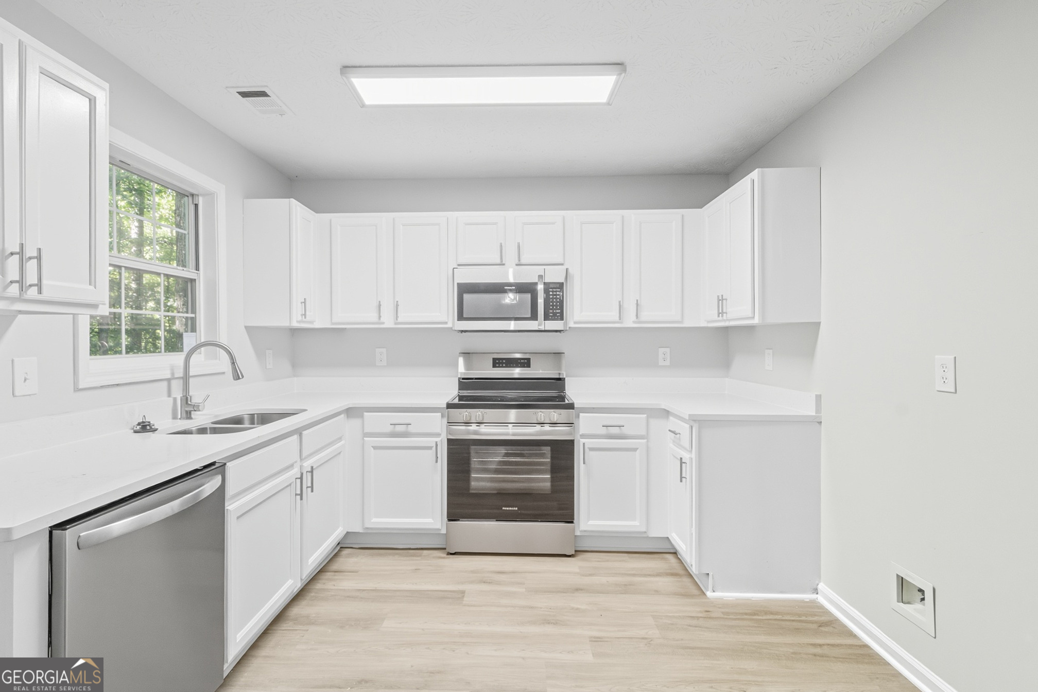 1902 Patterson Park DR