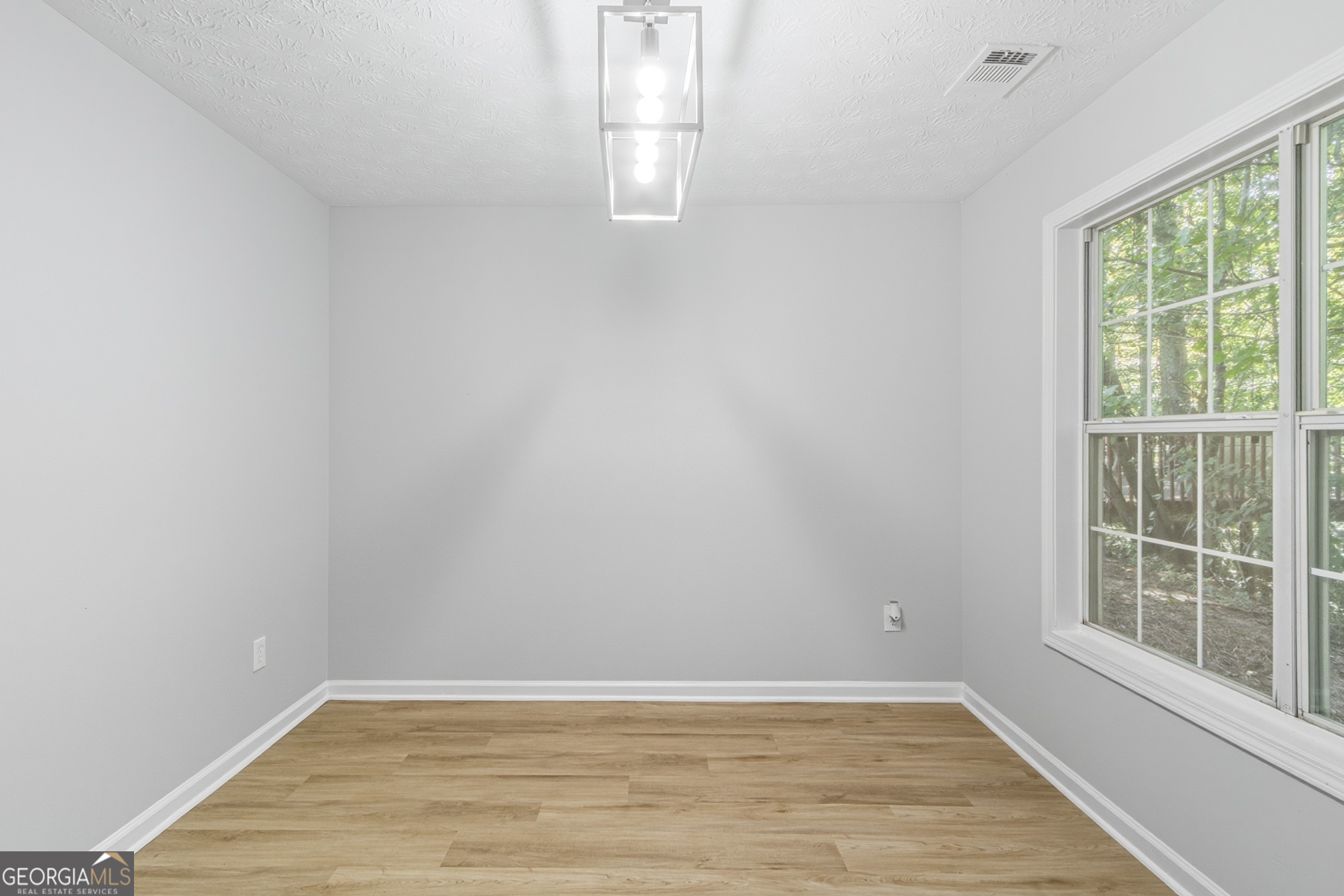 1902 Patterson Park DR