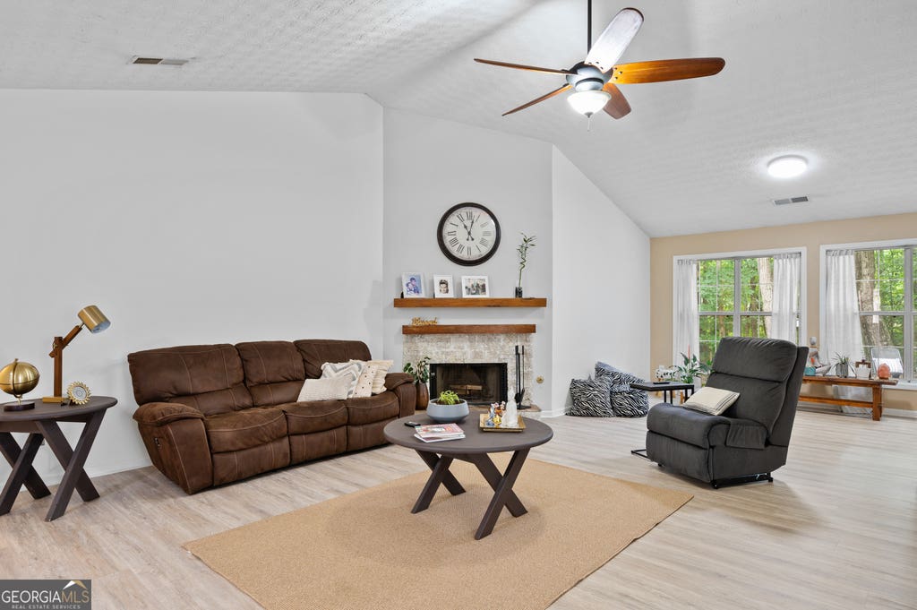 Photo of 3312 Freedom Landing NW, Kennesaw, GA 30144 (MLS # 10811194)