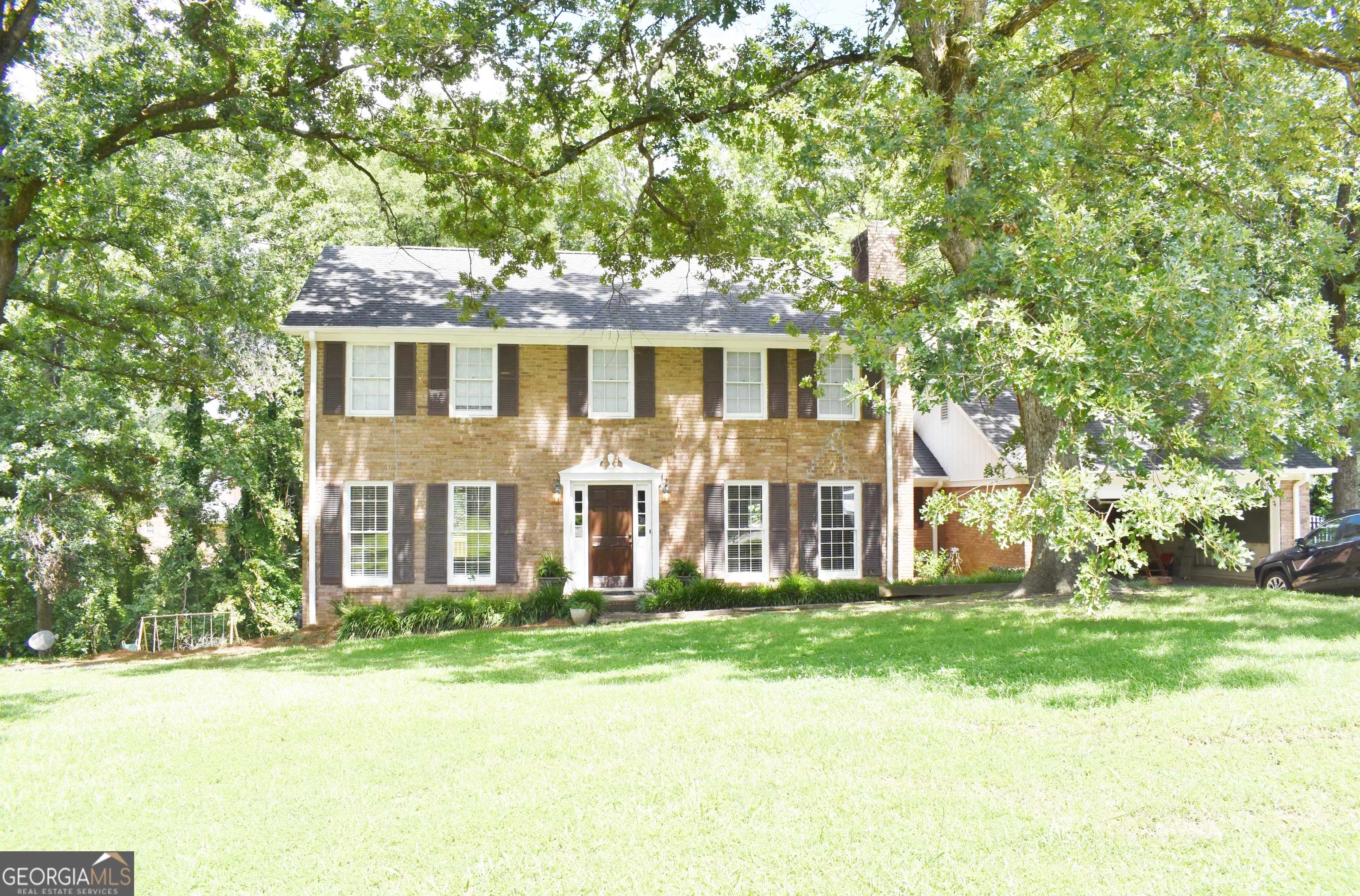 3 bedroom 2.5 bath all brick home located on 0.34 acres. Large updated kitchen with island. Large living room with separate den with fireplace for entertaining. Outdoor entertaining is perfect as there is a large deck, inground pool and a poolside deck. Located in a desirable neighborhood, this home is close to schools, parks, and shopping.