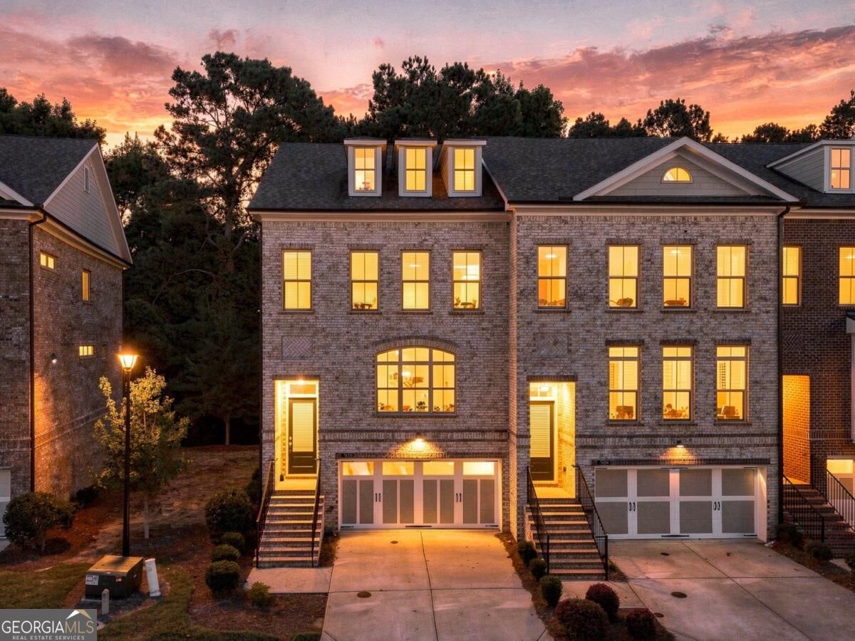 7950 Laurel Creek DR