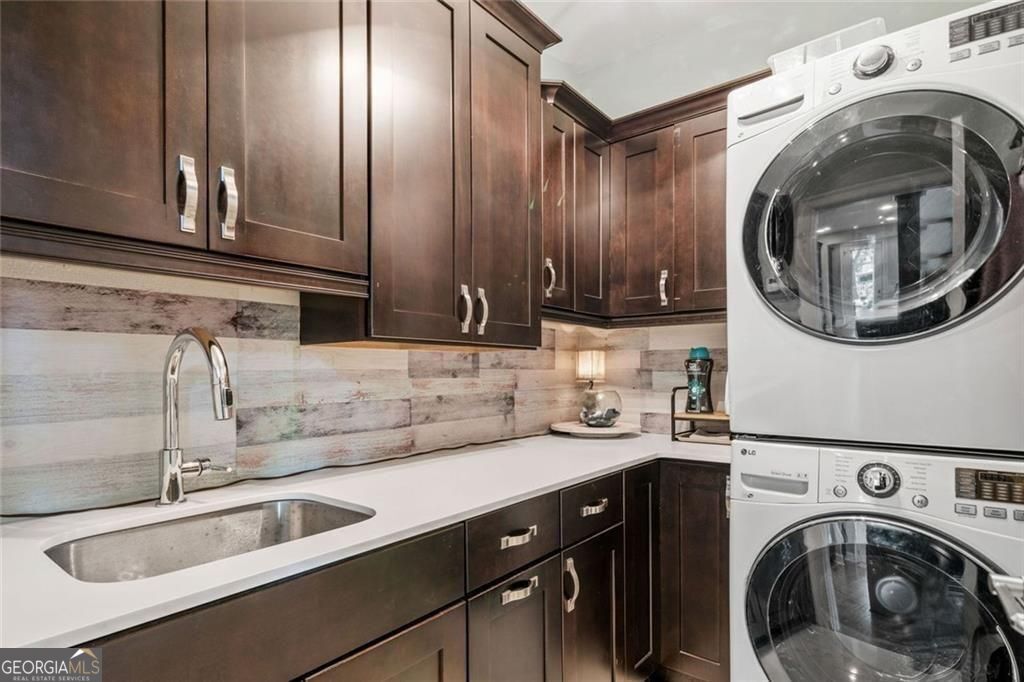 Cumming, Georgia 30041, United States, 4 Bedrooms Bedrooms, ,4 BathroomsBathrooms,Residential,Active,178502