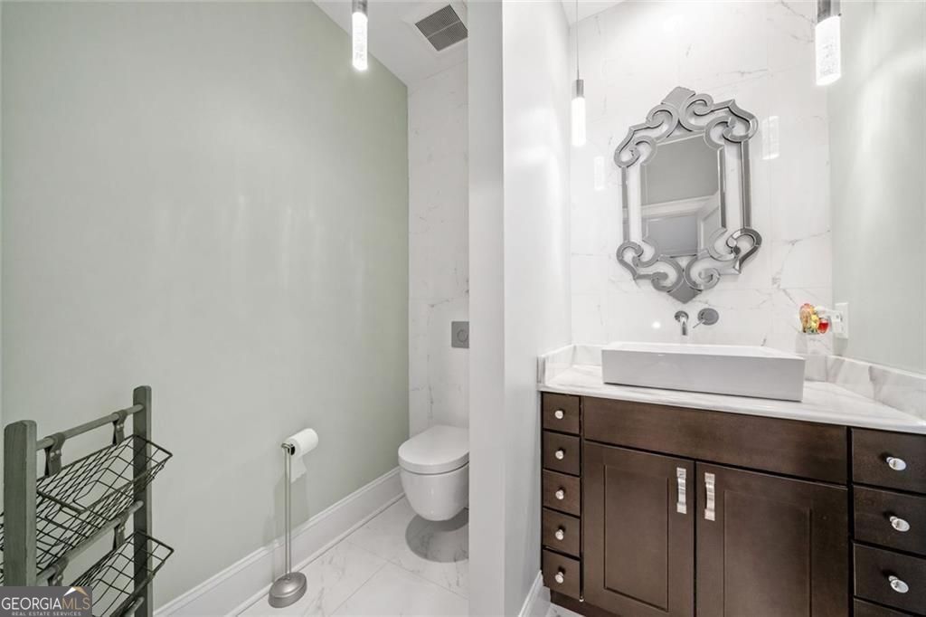 Cumming, Georgia 30041, United States, 4 Bedrooms Bedrooms, ,4 BathroomsBathrooms,Residential,Active,178502