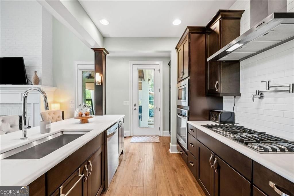 Cumming, Georgia 30041, United States, 4 Bedrooms Bedrooms, ,4 BathroomsBathrooms,Residential,Active,178502