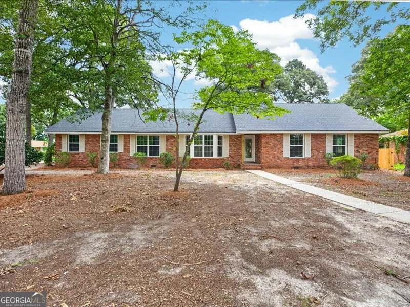 216 Ridgeland Drive
