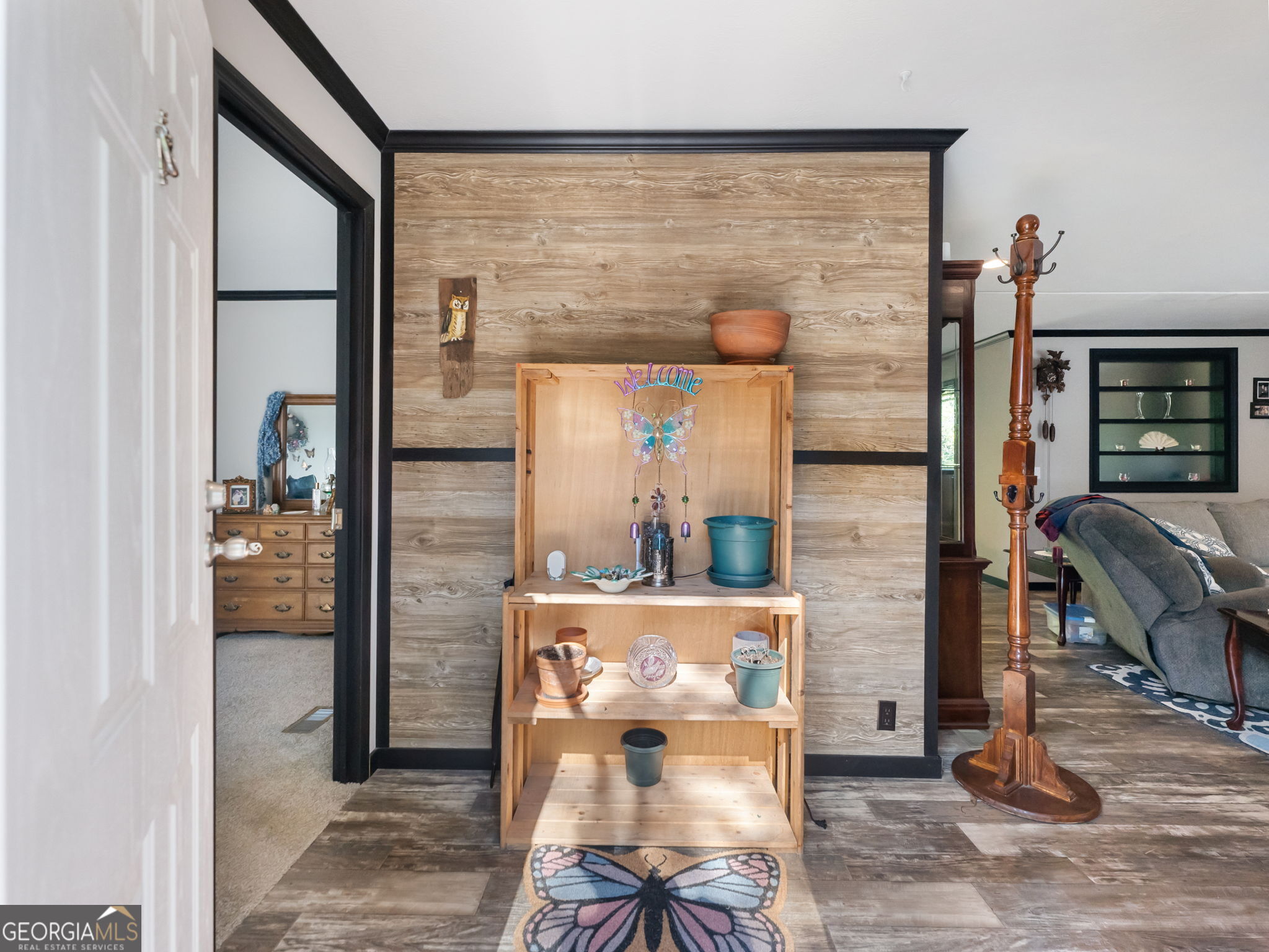 529 Eden CIR