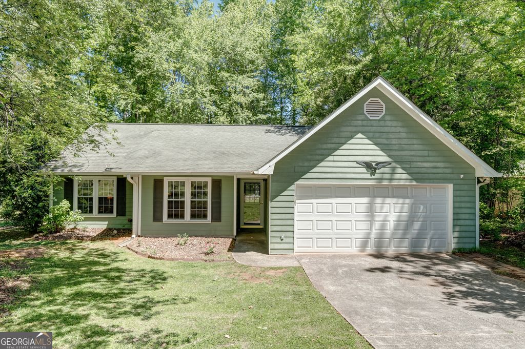 Photo of 837 Bedford Park PARK, Peachtree City, GA 30269 (MLS # 10758059)