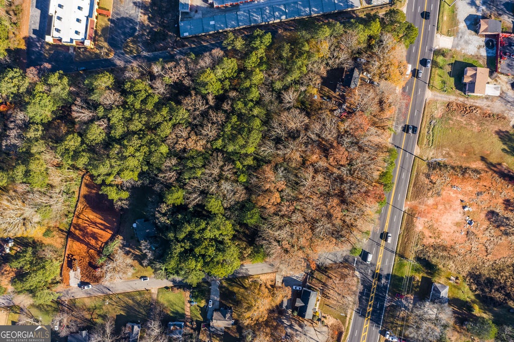 Photo of 5004 Covington Highway, Decatur, GA 30035 (MLS # 10834321)