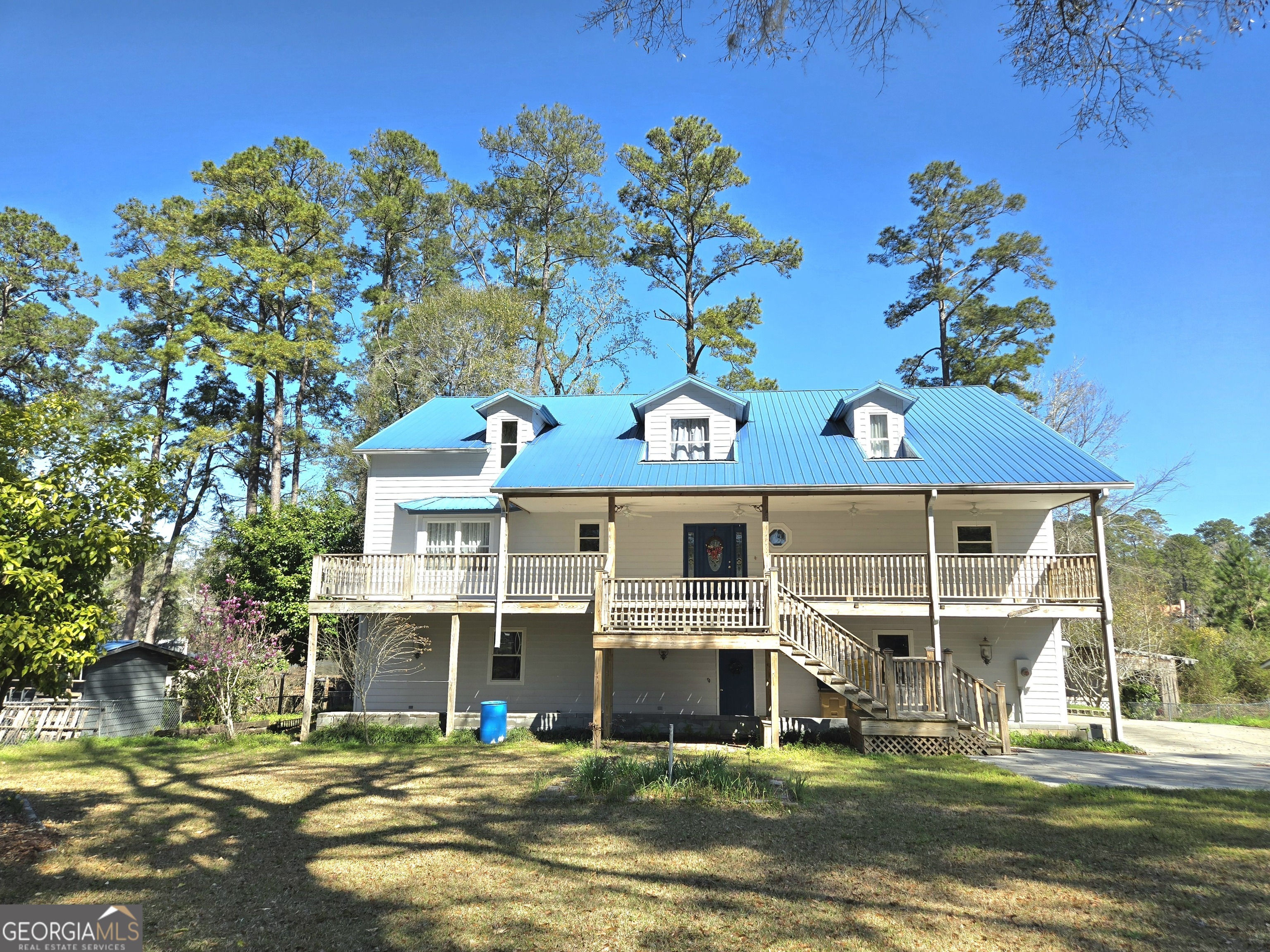 725 Blue Gill RD