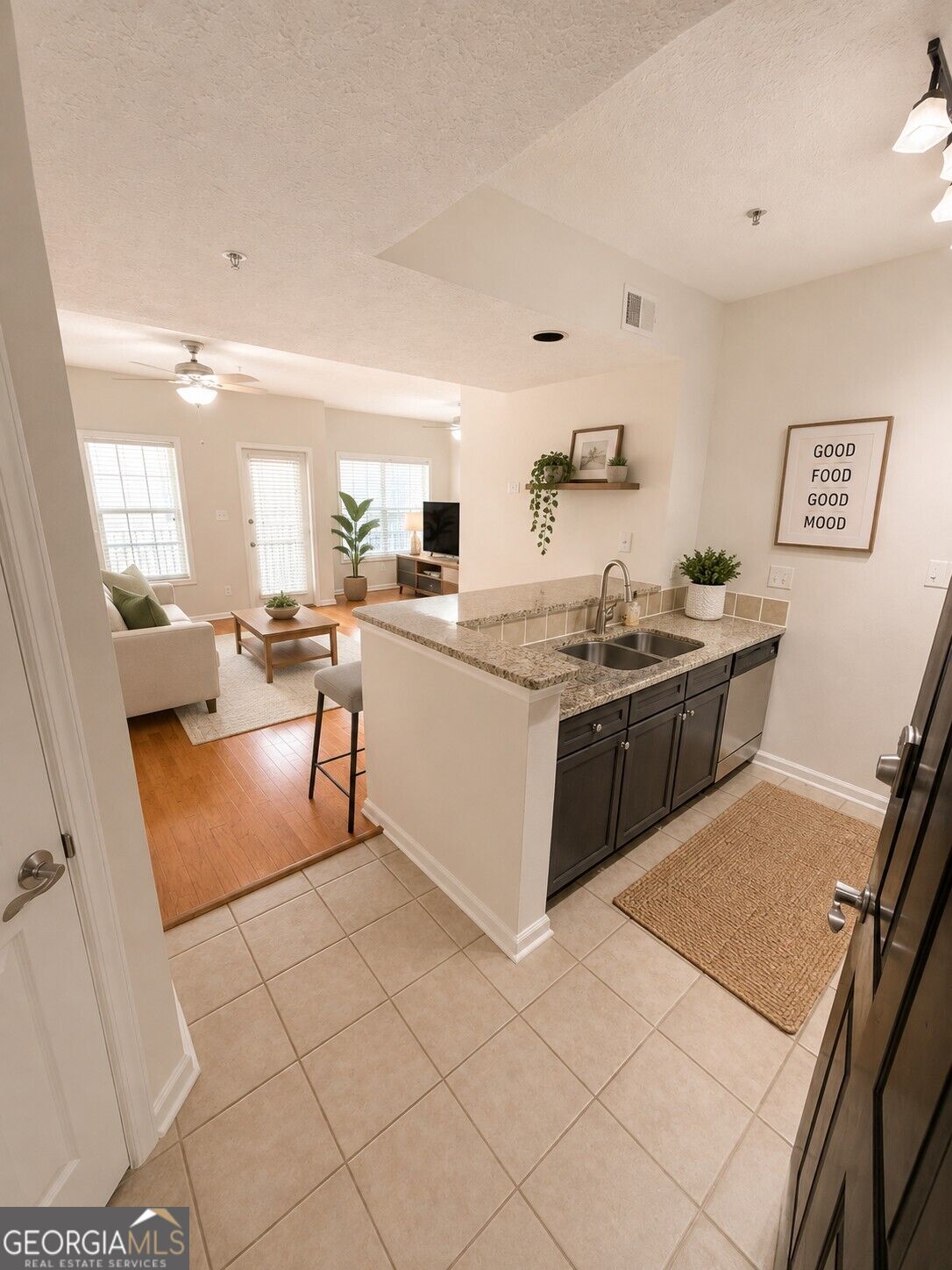 1250 Parkwood CIR SE 1305