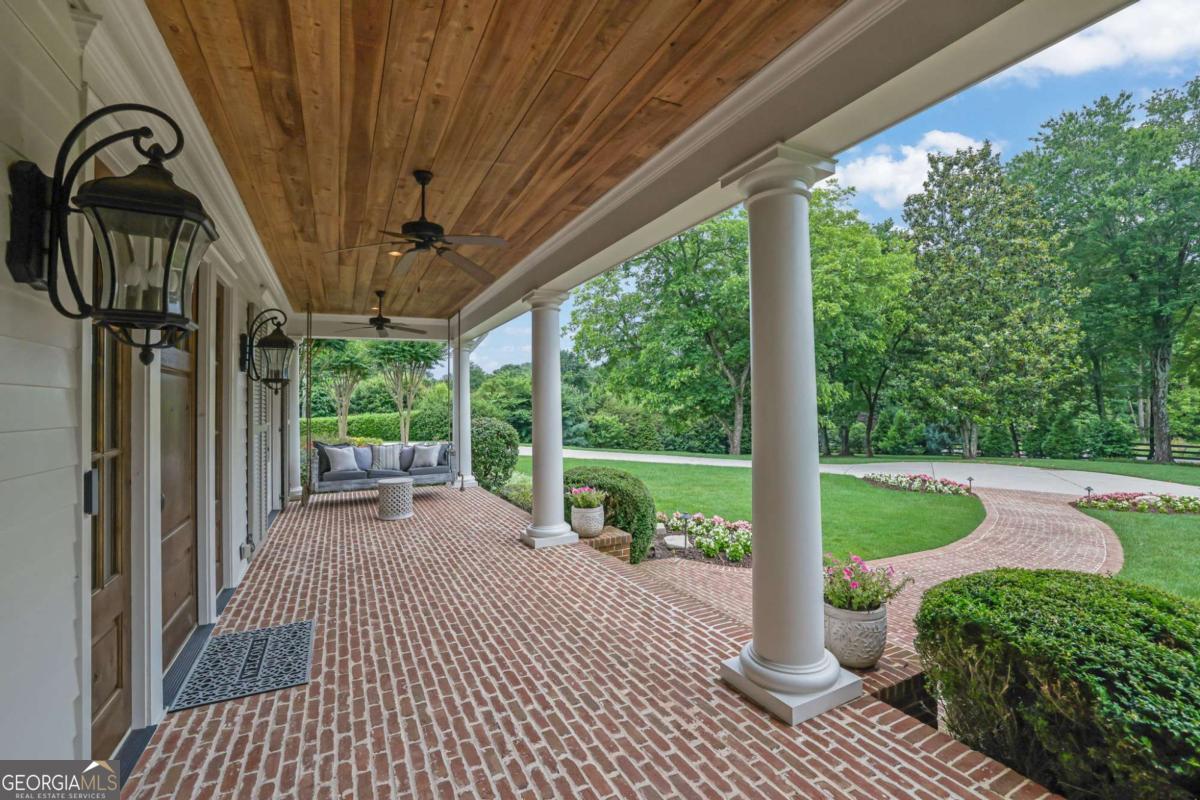 710 Cox RD