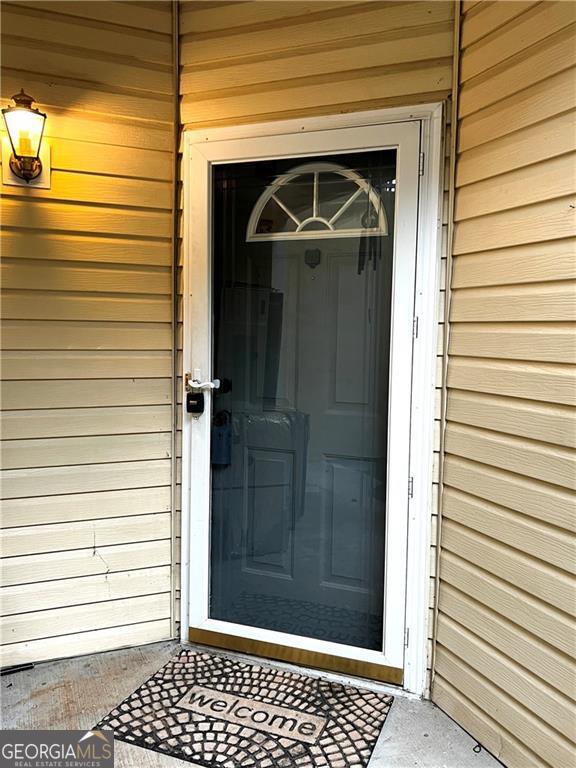 Welcome to this charming 2-bedroom, 2-bath condo located in the heart of Tucker. Freshly painted and move-in ready, this home offers a comfortable layout with plenty of natural light. The oversized master bedroom includes a cozy study nook, while the second bedroom opens to a private balcony-perfect for morning coffee or evening relaxation. The kitchen has a view to the living and dining area that leads to the balcony, creating an easy flow for everyday living. Located in a peaceful community with swim and tennis amenities, this condo makes a wonderful first-time home purchase or investment opportunity. Conveniently located close to shopping, dining, entertainment, schools, and parks, this home combines comfort, lifestyle, and value.