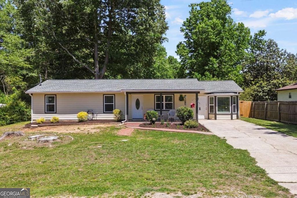 Photo of 28 Rose Court, Powder Springs, GA 30127 (MLS # 10766245)