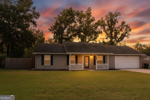 102 W Victoria BLVD Kingsland GA 31548