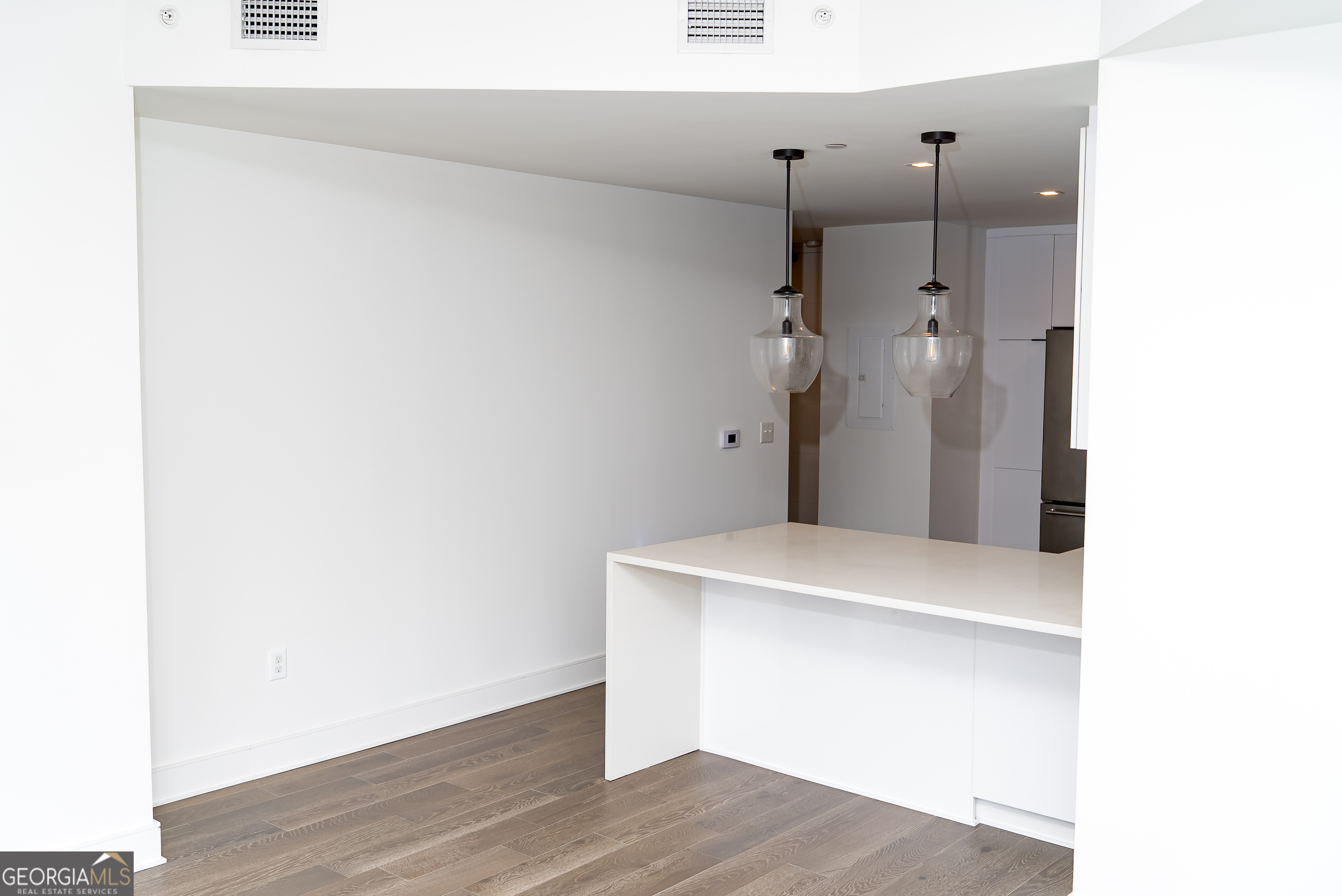 788 W Marietta ST NW 204