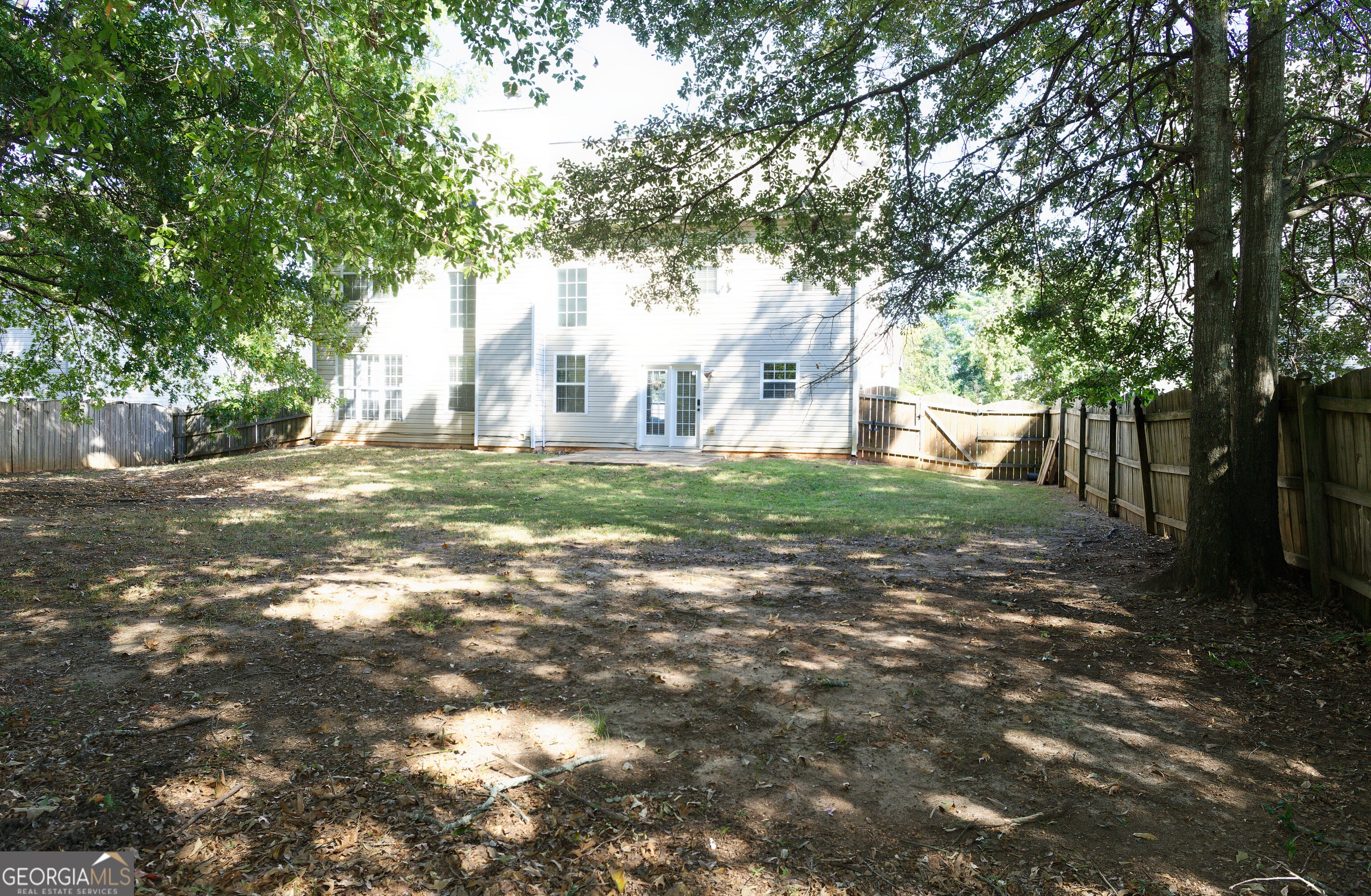 277 Winthrop LN