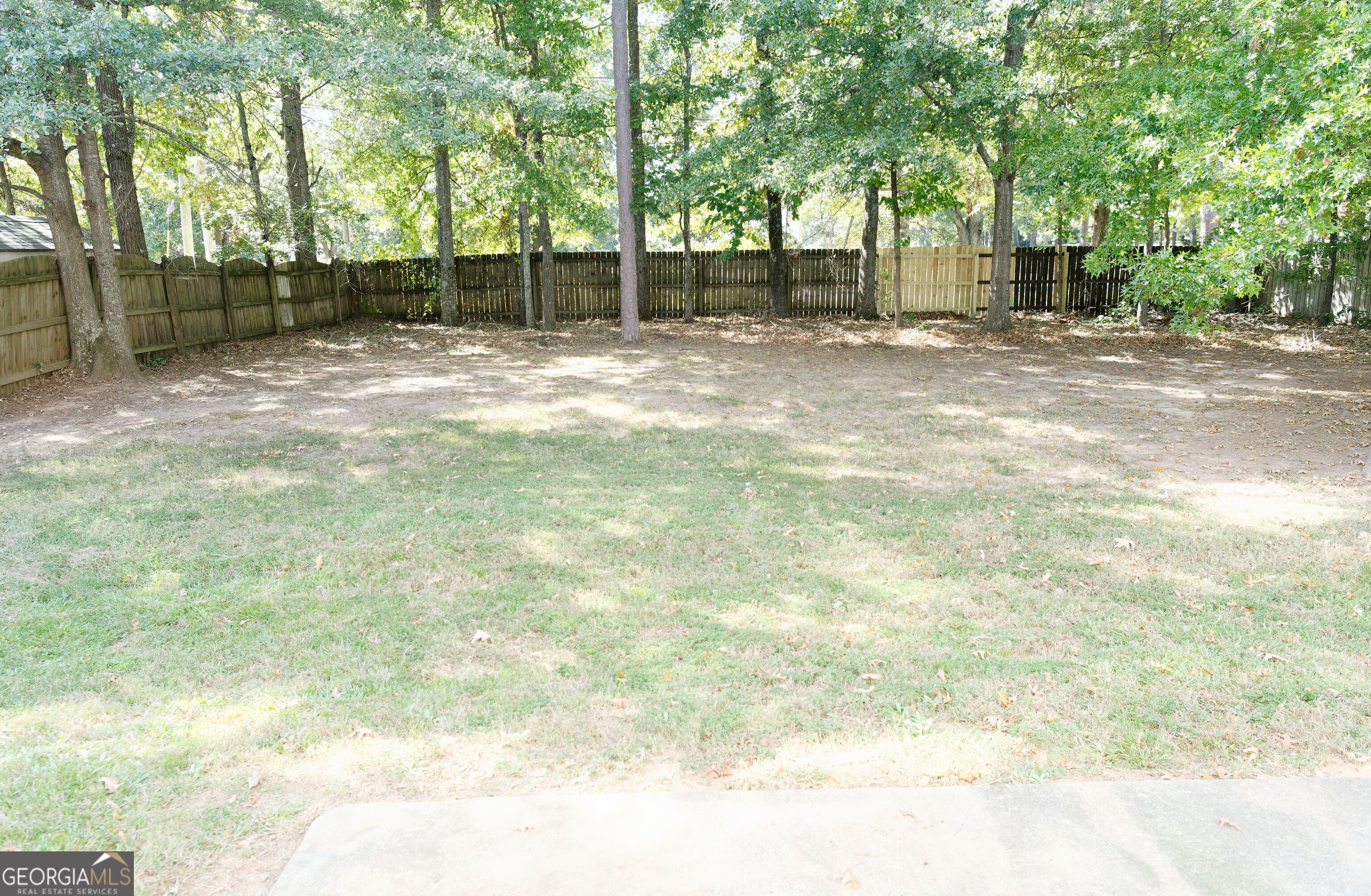 277 Winthrop LN