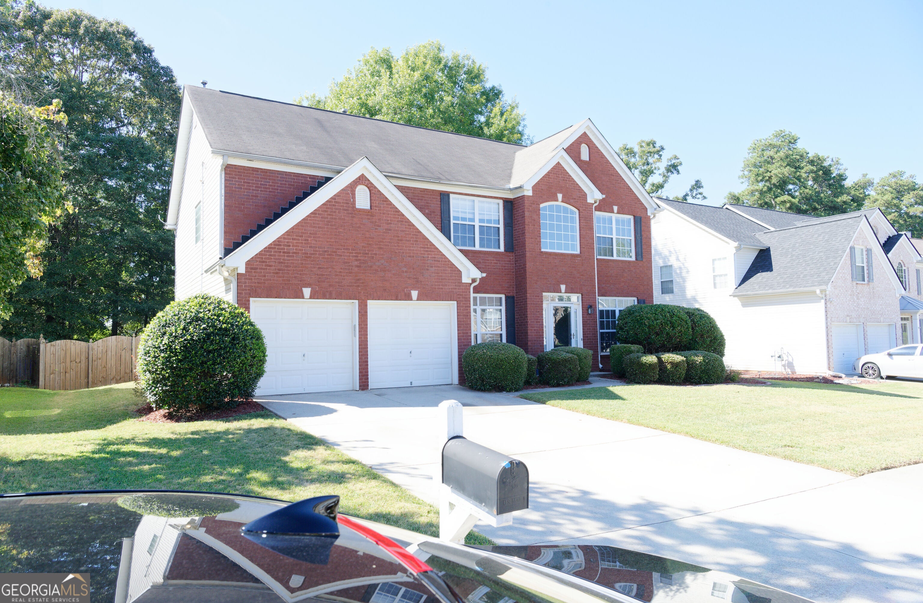 277 Winthrop LN