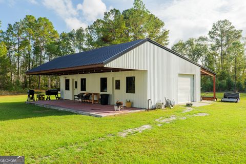 A home in Adel