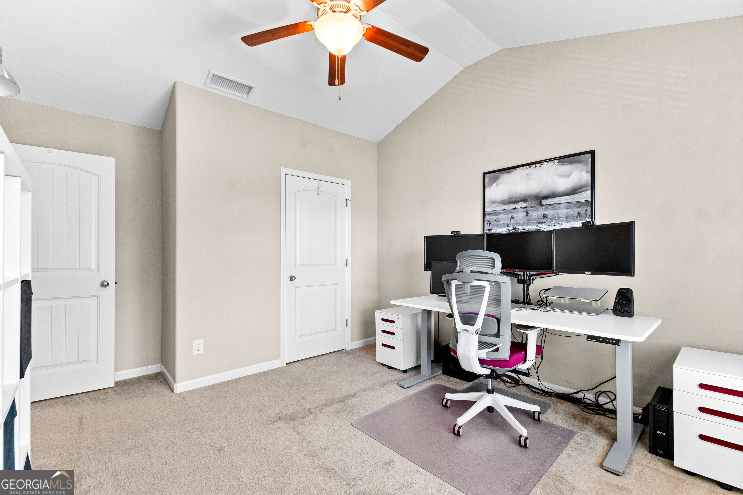 Newnan, Georgia 30263, United States, 4 Bedrooms Bedrooms, ,3 BathroomsBathrooms,Residential,Pending,27802